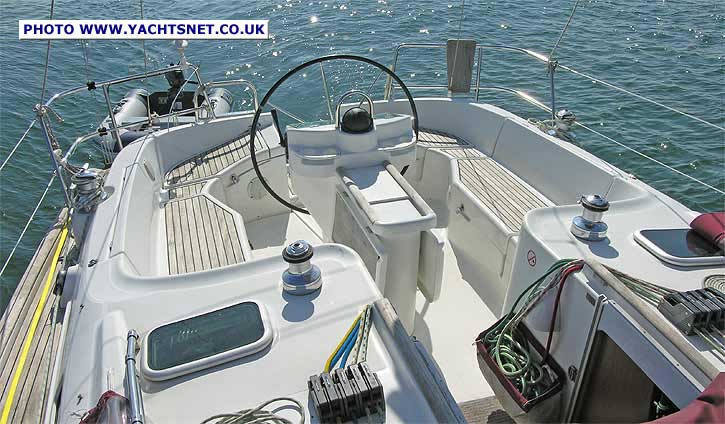 B&egrave;n&egrave;teau Oceanis 411