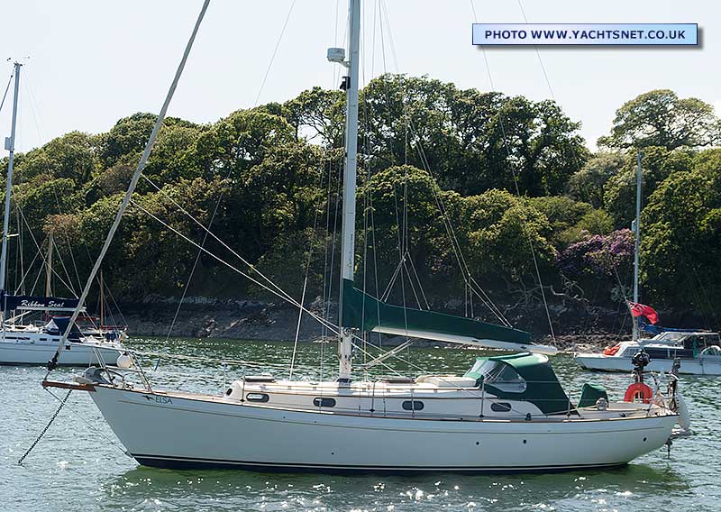 Moored beam - Victoria 34 for sale
