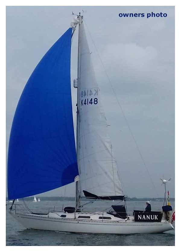 Under sail - owners phgoto